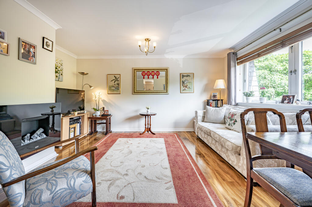 Apartment in Glasgow, South Mains, Milngavie - View 4