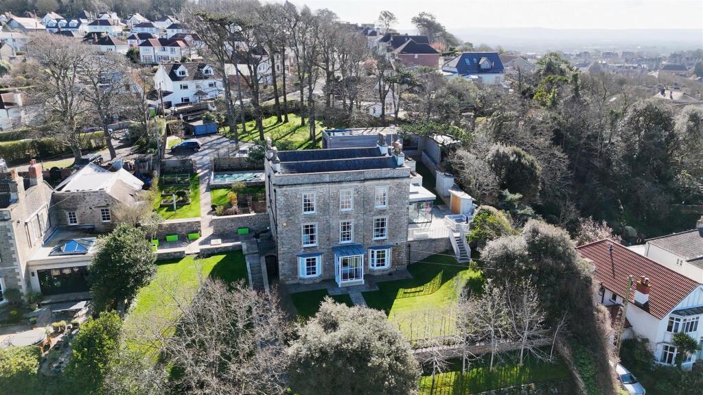 Main image of property: Wellington Terrace, Clevedon