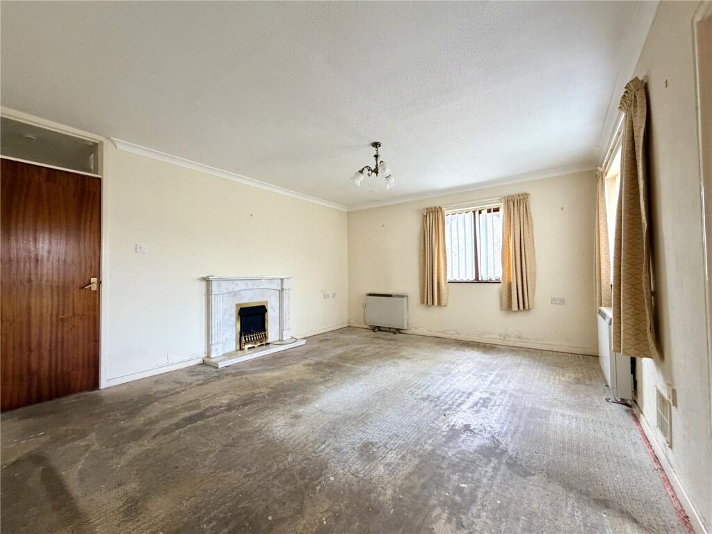 House in Llandudno, Llanddeiniolen - View 2