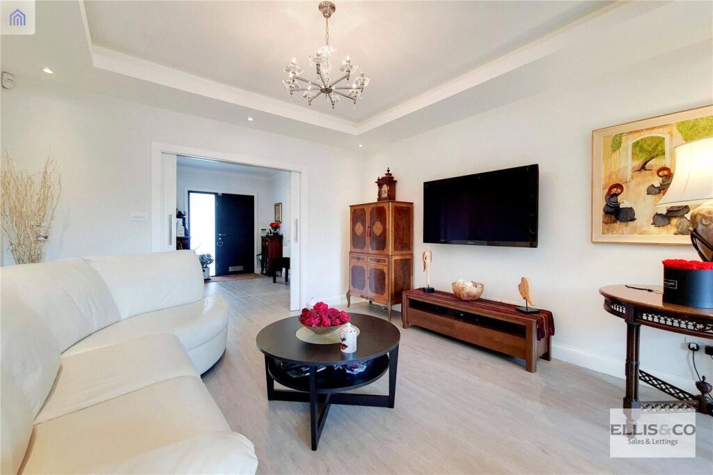 House in London - View 4