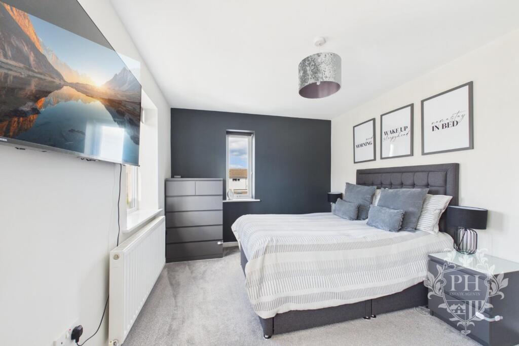 House in Stockton-on-Tees - More