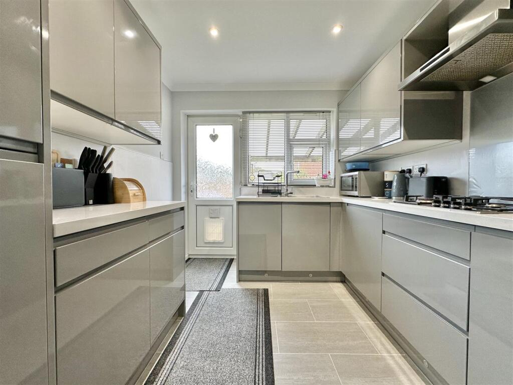 House in Poole, Turlin Moor - View 3