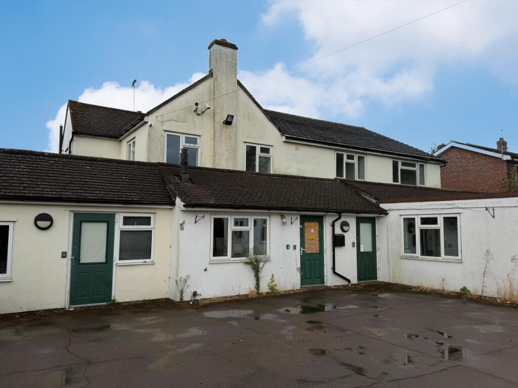 162 Church Road, Brightlingsea, Colchester, Essex, CO7 - View 2