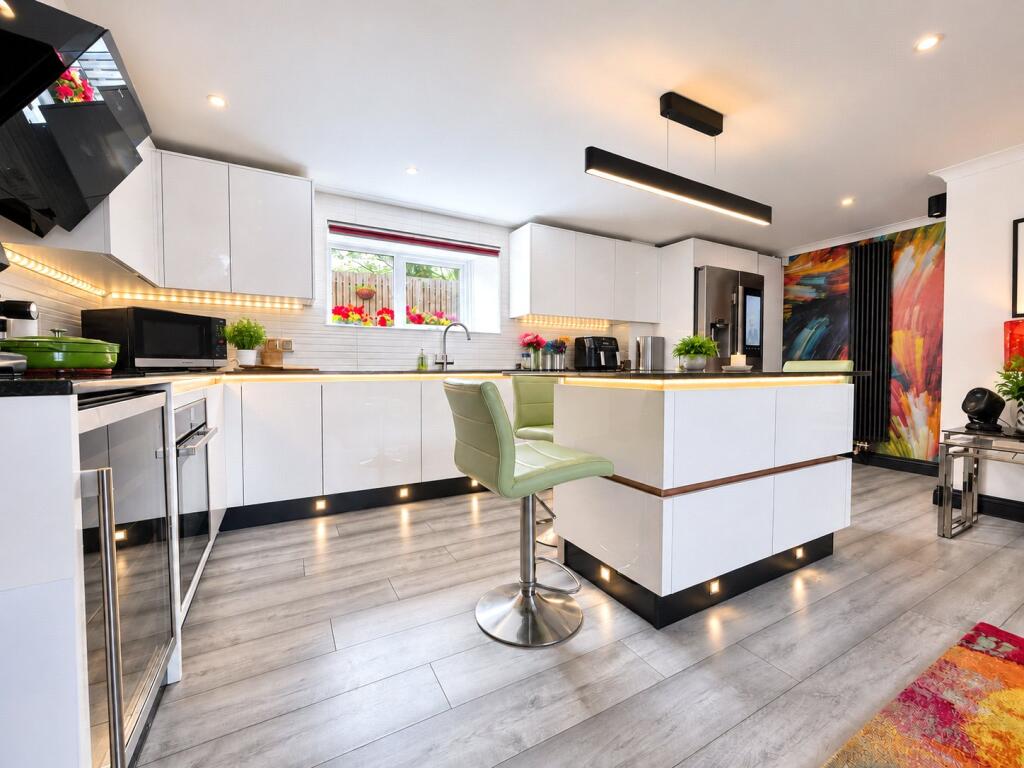 House in Plymouth, Torpoint - View 2