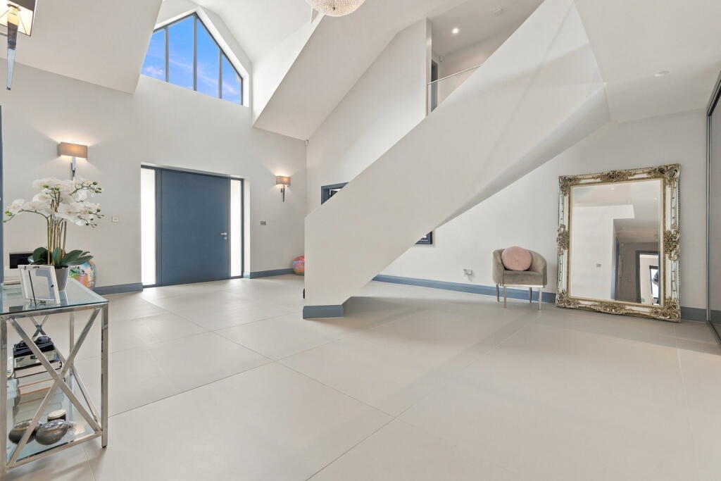 House in Chelmsford - View 3