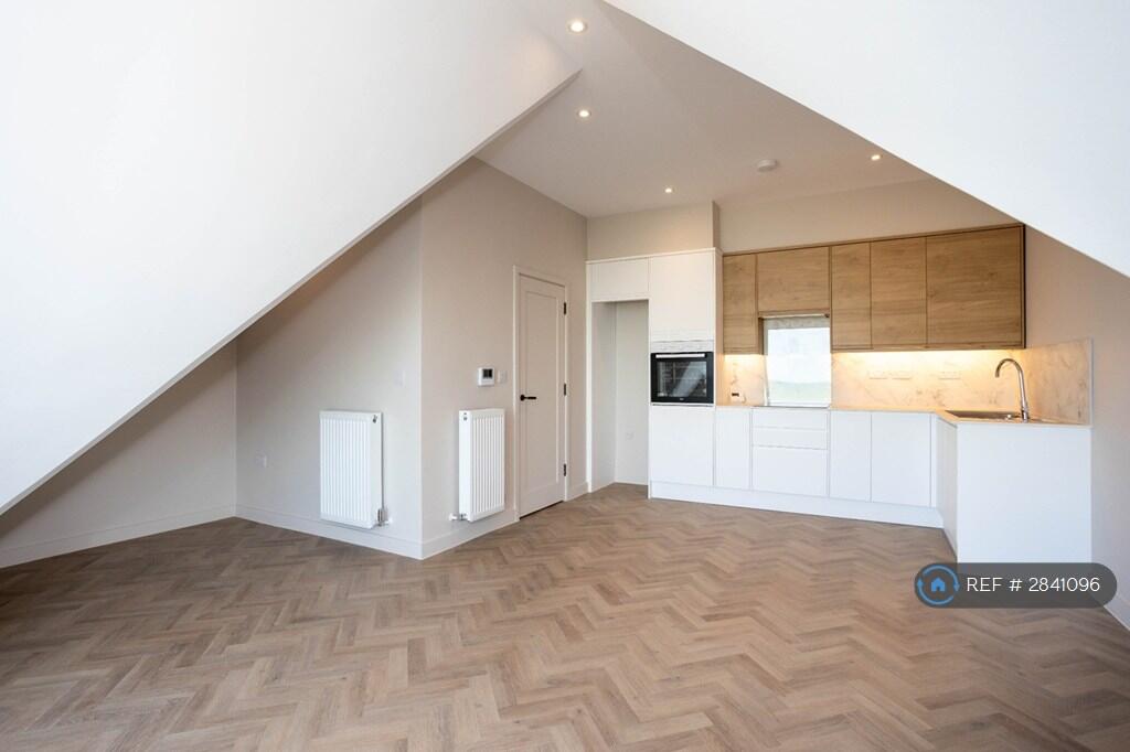 Apartment in Brighton - View 5