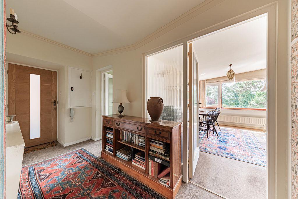 Apartment in Canterbury - View 3