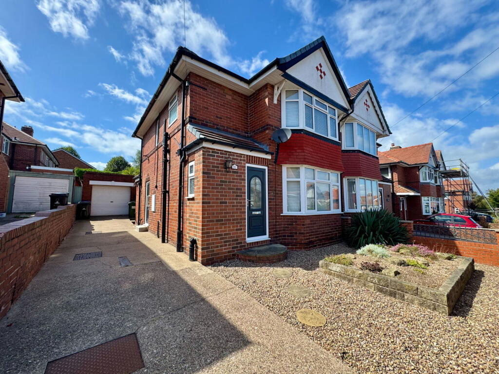 Main image of property: Vernon Way, Barnsley, S75 2NL