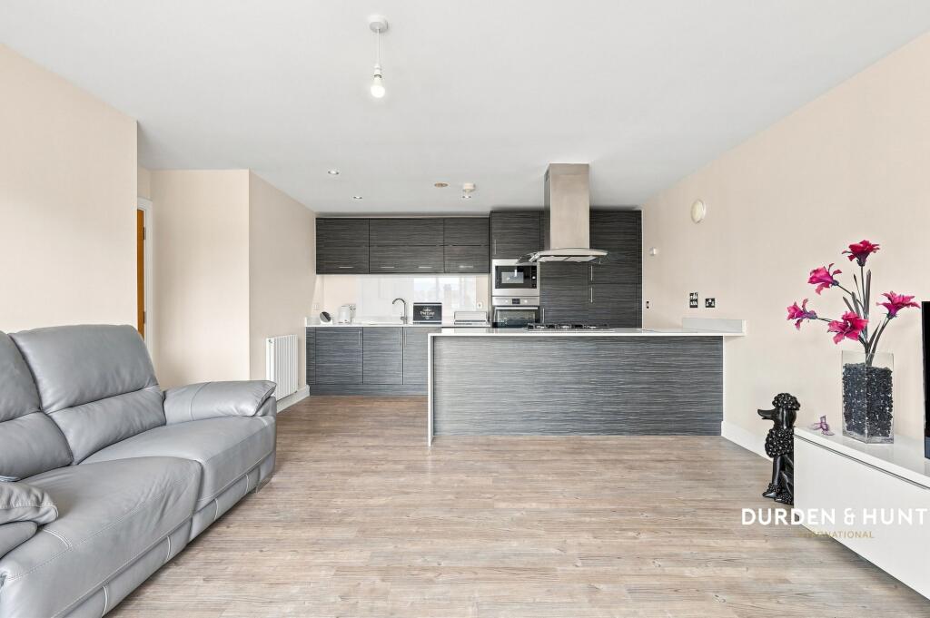 Apartment in Epping Forest, Loughton - View 5