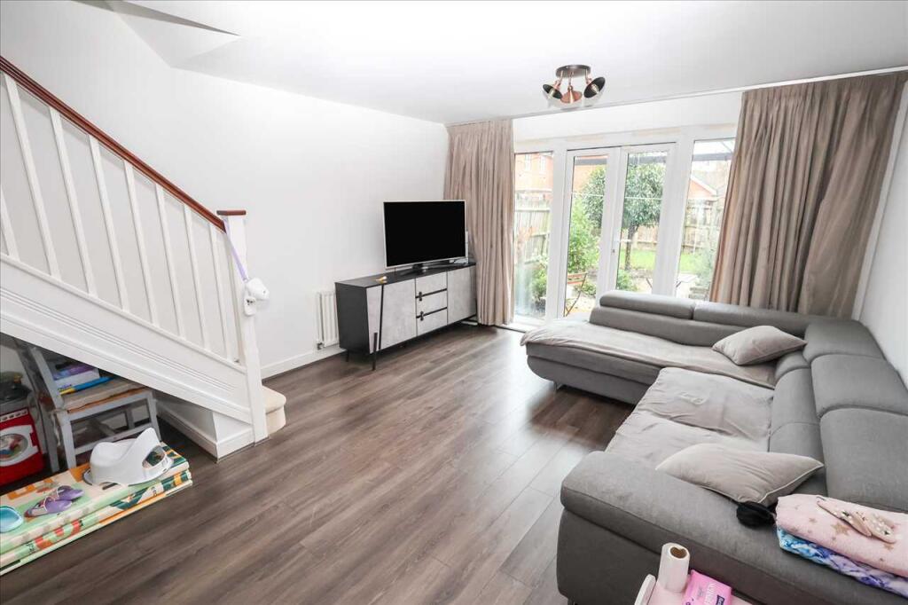 Ashmount Crescent, Cippenham photo 3