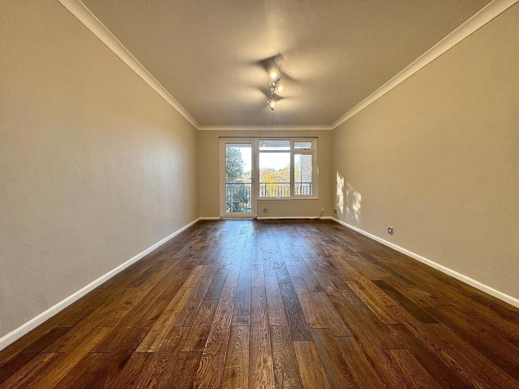 Main image of property: Monkton Court 33 Branksome Wood Road, Bournemouth, BH4