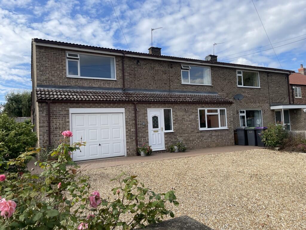 Main image of property: High Street, Carlton Le Moorland