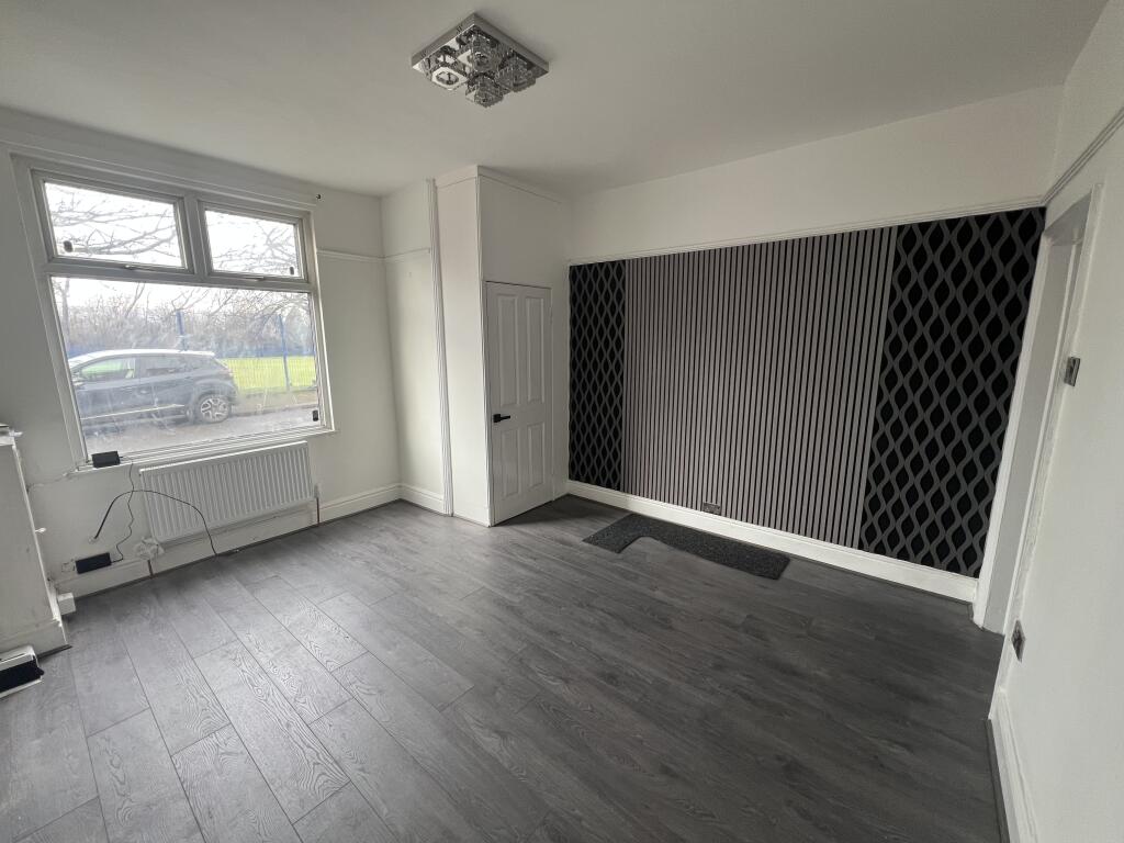 Broadfield Road, Reddish – pohled 6