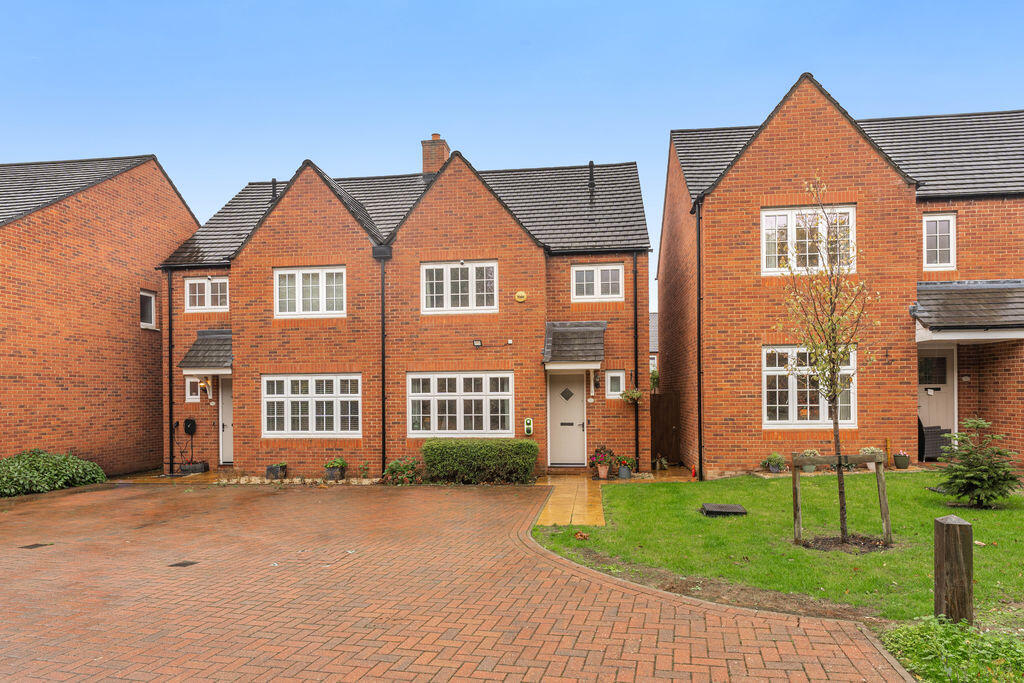 Main image of property: Bateman Close, Banbury