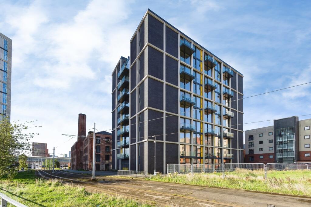 1-bed flat on 72 Chapeltown Street, Manchester, Greater Manchester, M1, £190,000