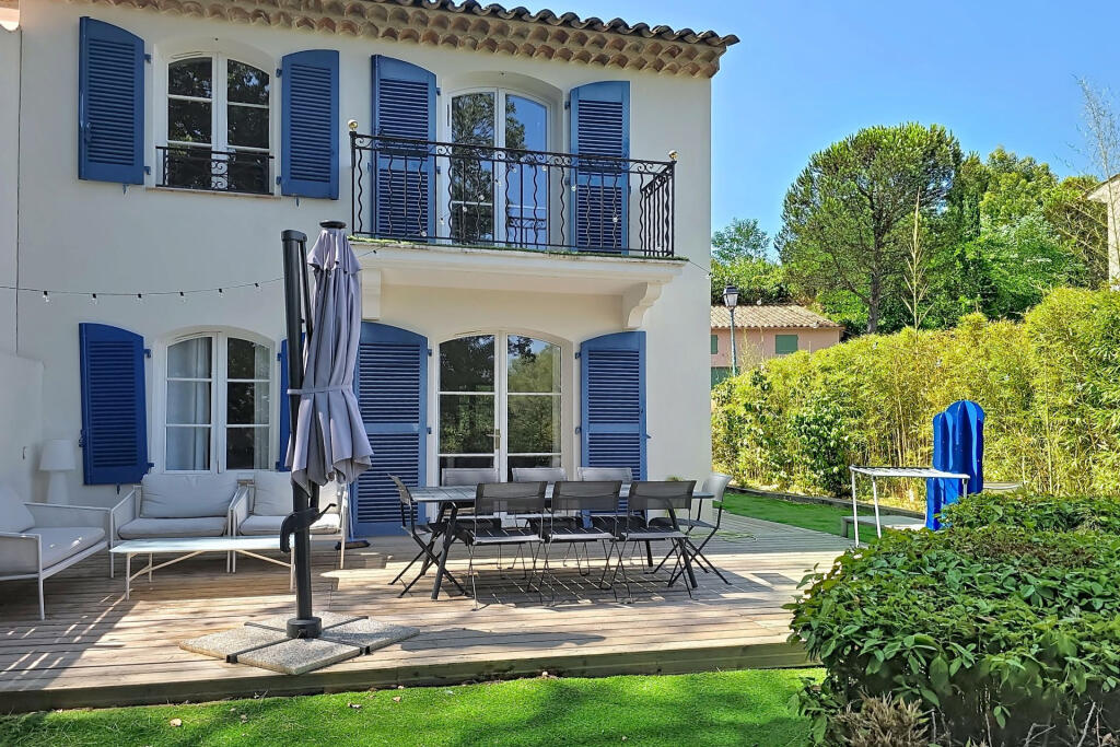 Main image of property: Provence-Alps-Cote d`Azur, Var, Grimaud