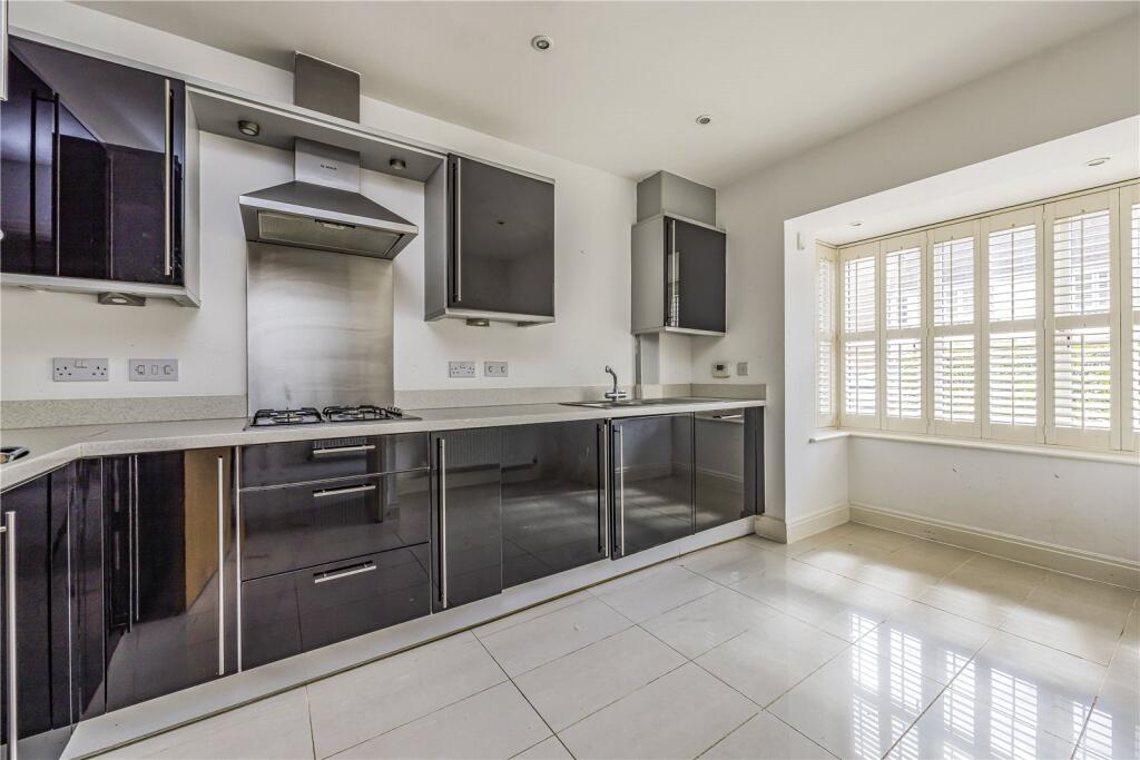 House in Chichester, Westhampnett - View 3