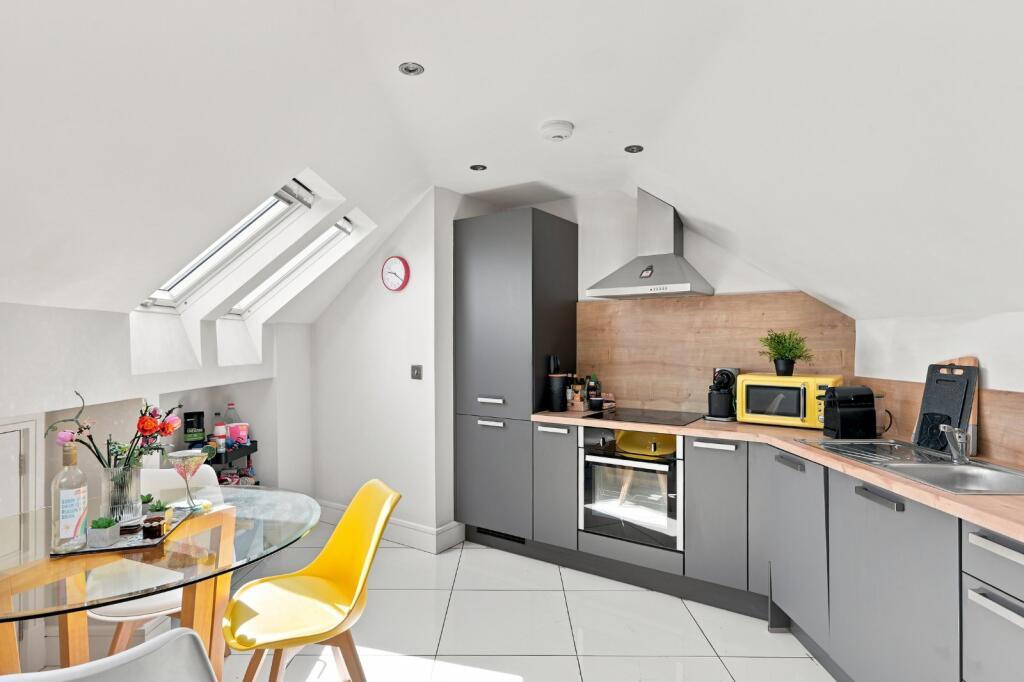 Apartment in York - More
