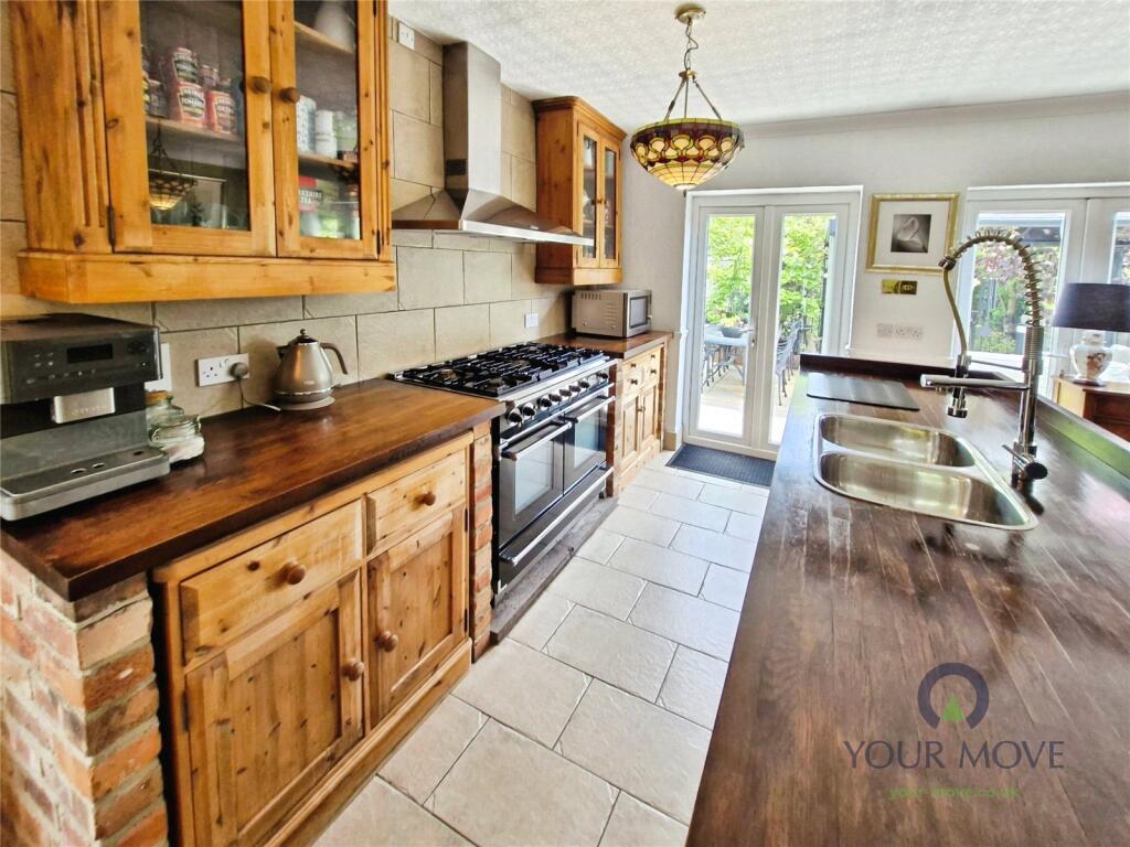 House in North West Leicestershire, Hugglescote and Donington le Heath - View 5