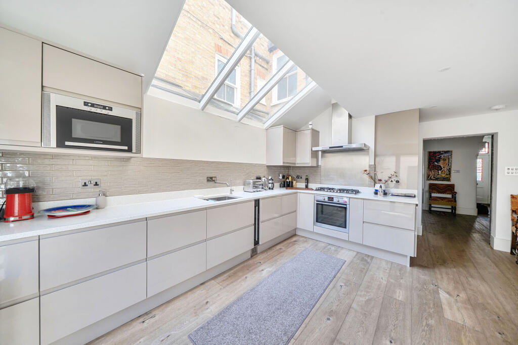 4 bedroom house for rent