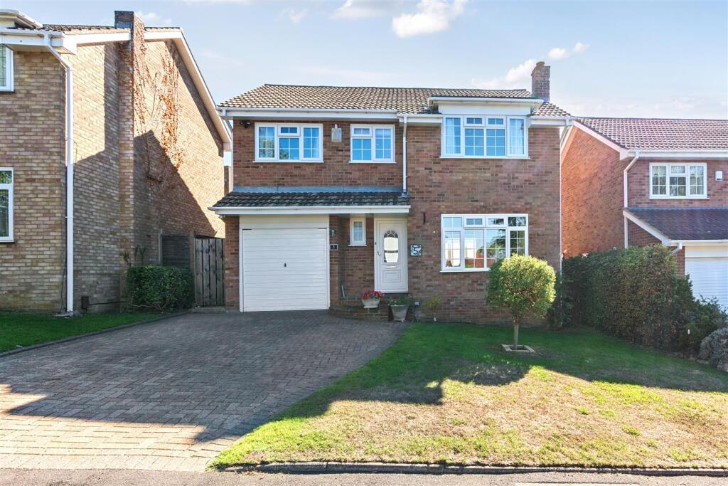 Main image of property: Steep Close, Orpington