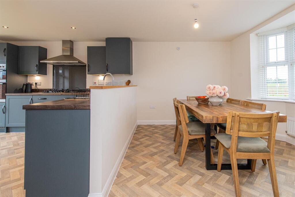 House in Northampton - View 5