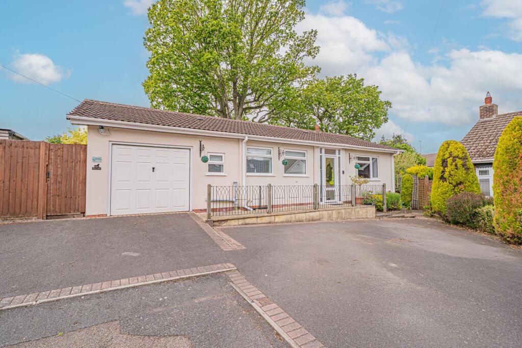 Ernsford Close, Dorridge, B93