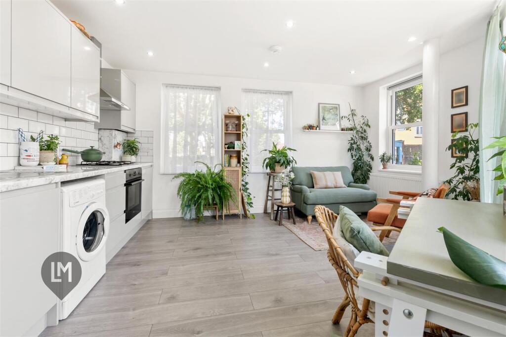 Apartment in London - View 4
