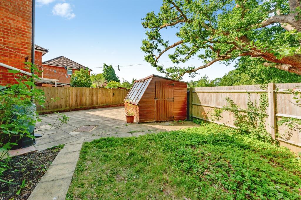 Hill Place, Crawley - View 2