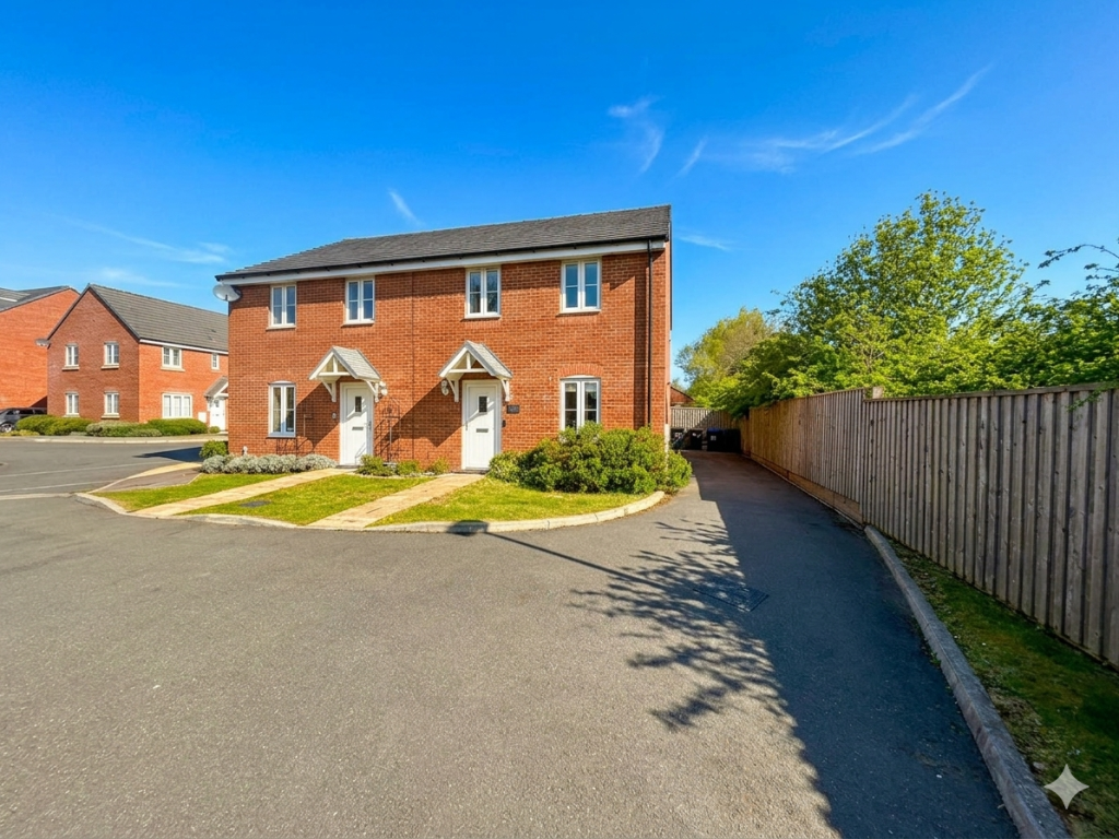 Main image of property: Red Road Woodford Halse Northants 