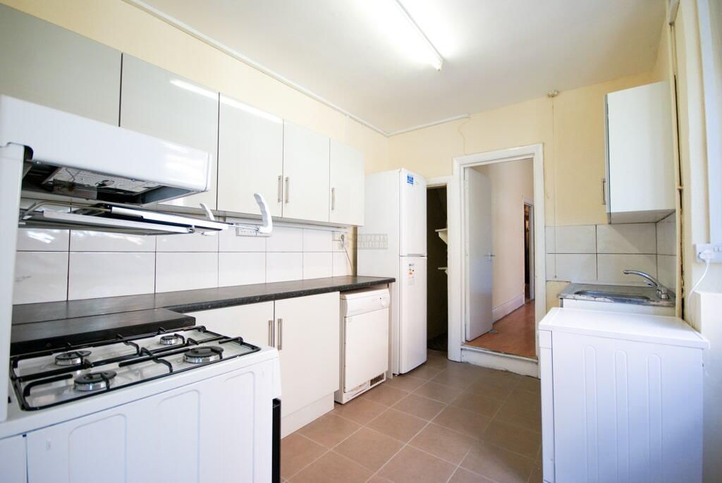 Main image of property: Pershore Road, Selly Park, Birmingham, B29 7NX