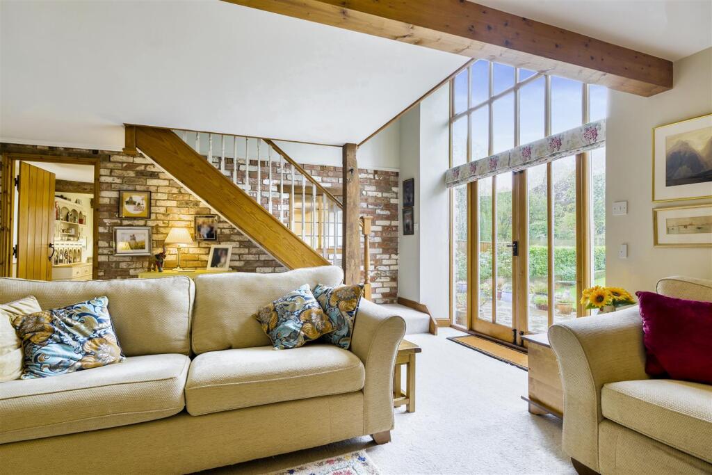 House in East Devon, Shute - View 5