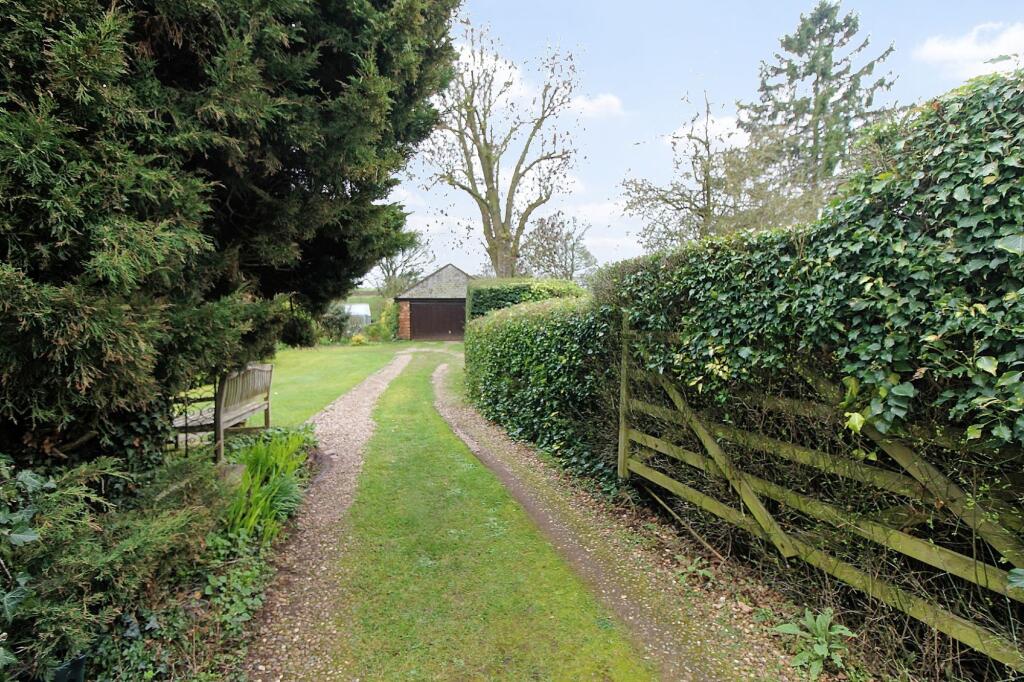 South Close, Arnesby, LE8 - View 4