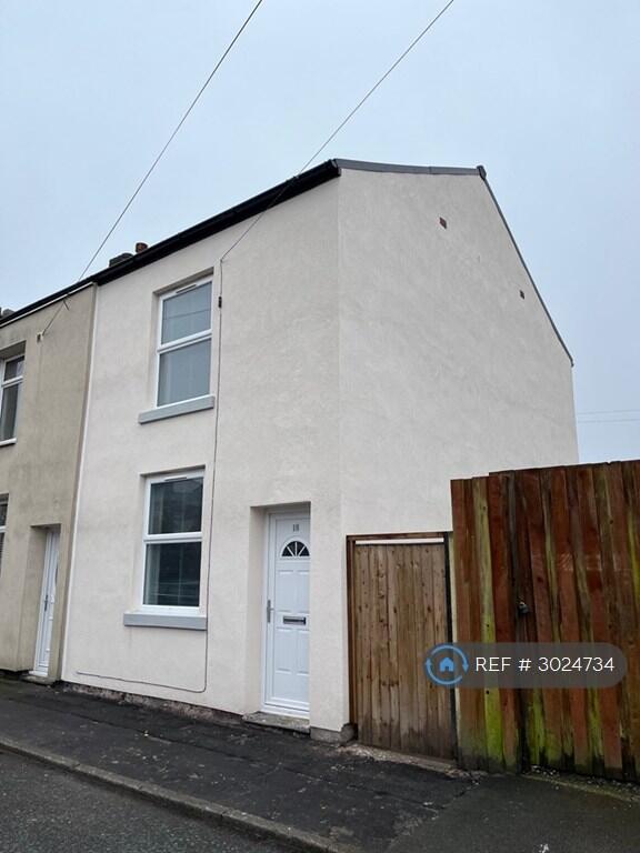 House in Rochdale, Greater Manchester - View 2