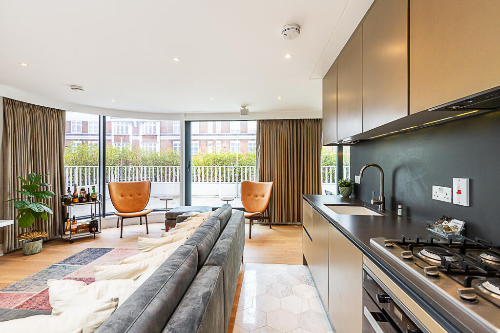 3 bedroom flat for rent
