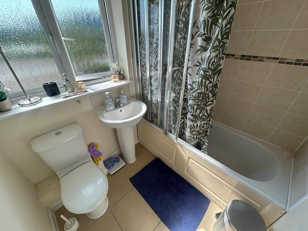 House in Dartford - View 4