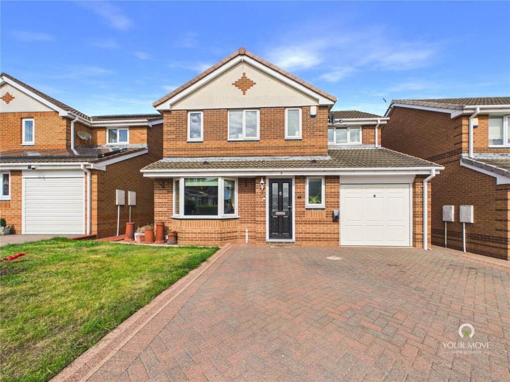 4-bed detached on Chingford Close, Penshaw, Houghton Le Spring, Tyne and Wear, DH4, £300,000