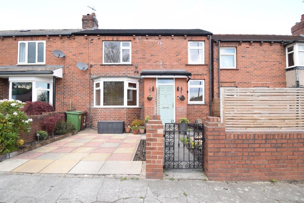 Main image of property: Gordon Avenue, Ossett, WF5 9HG