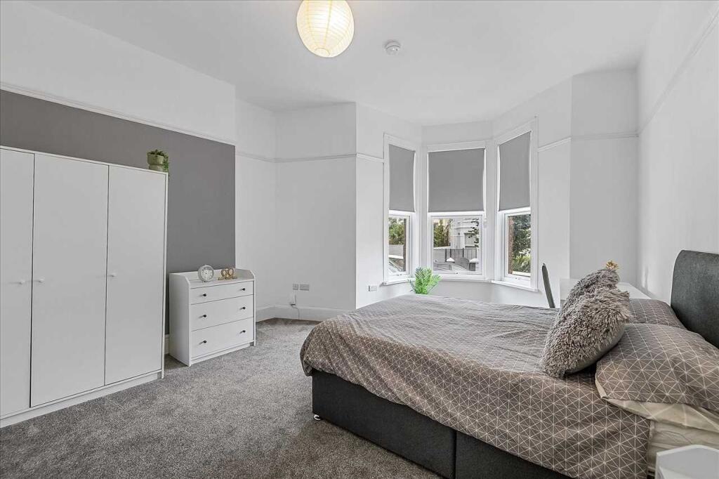 Apartment in Plymouth, Mutley - More