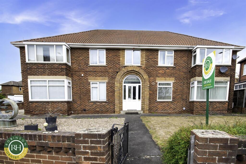 2-bed flat on Armthorpe Road, Doncaster, £100,000