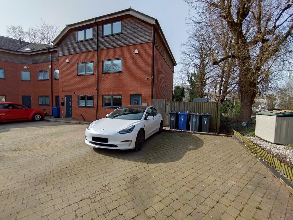 Main image of property: Harecastle Mews, The Avenue, Kidsgrove