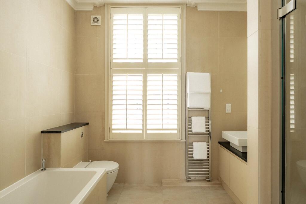 4 bedroom terraced house for rent