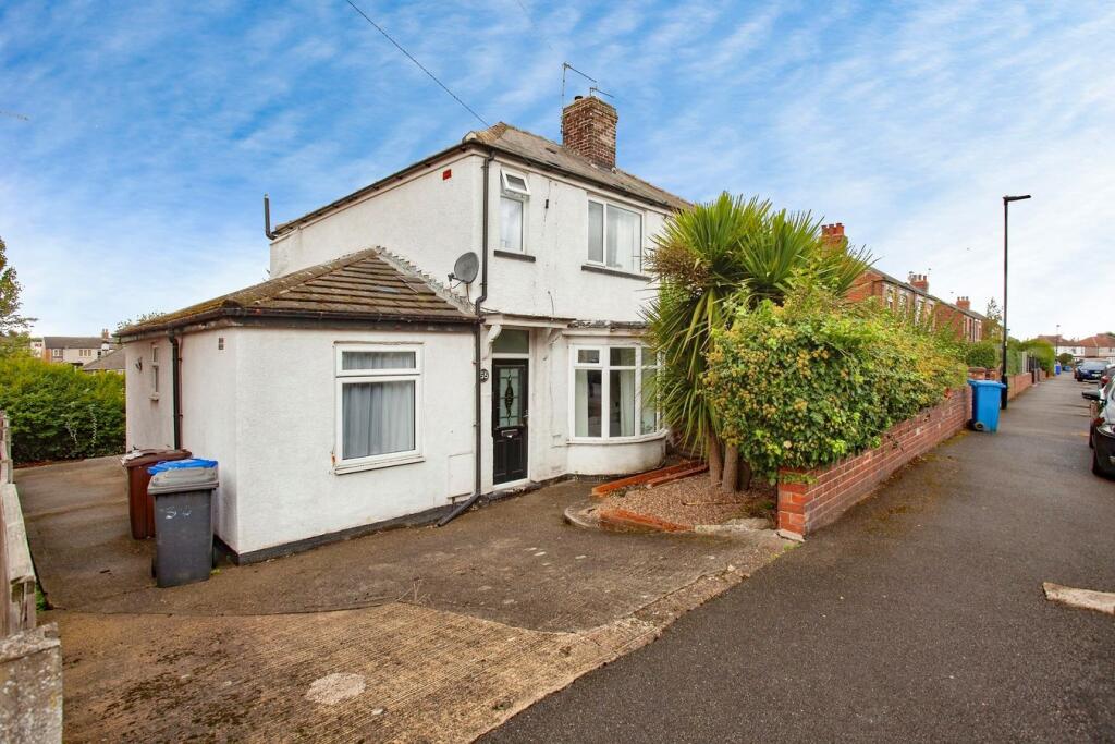 3-bed semi-detached on Halesworth Road, Sheffield, S13, £220,000