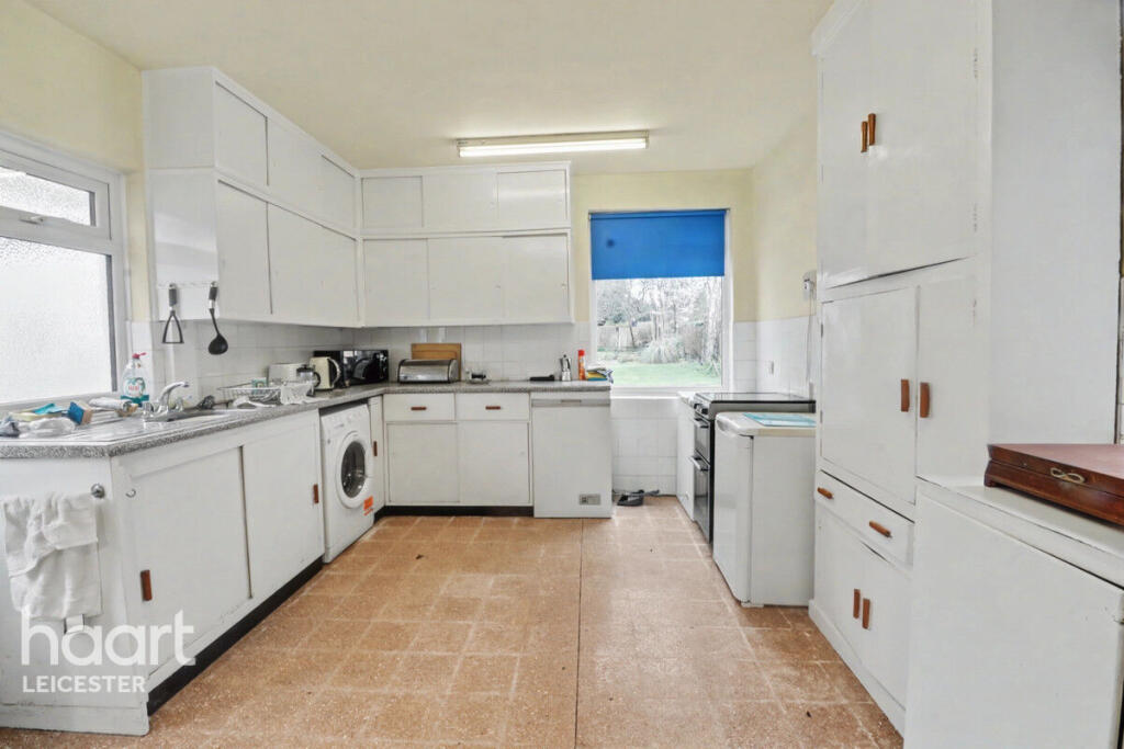 House in Leicester, Knighton - View 6