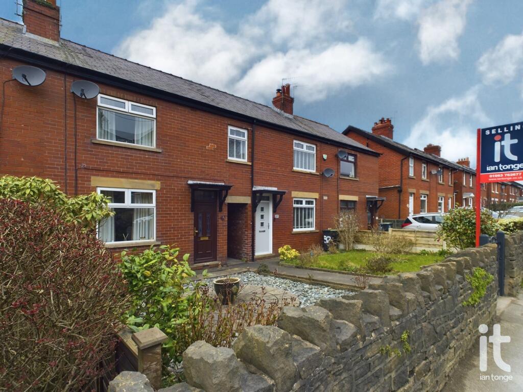 2-bed terraced on Hayfield Road, New Mills, High Peak, SK22, £210,000