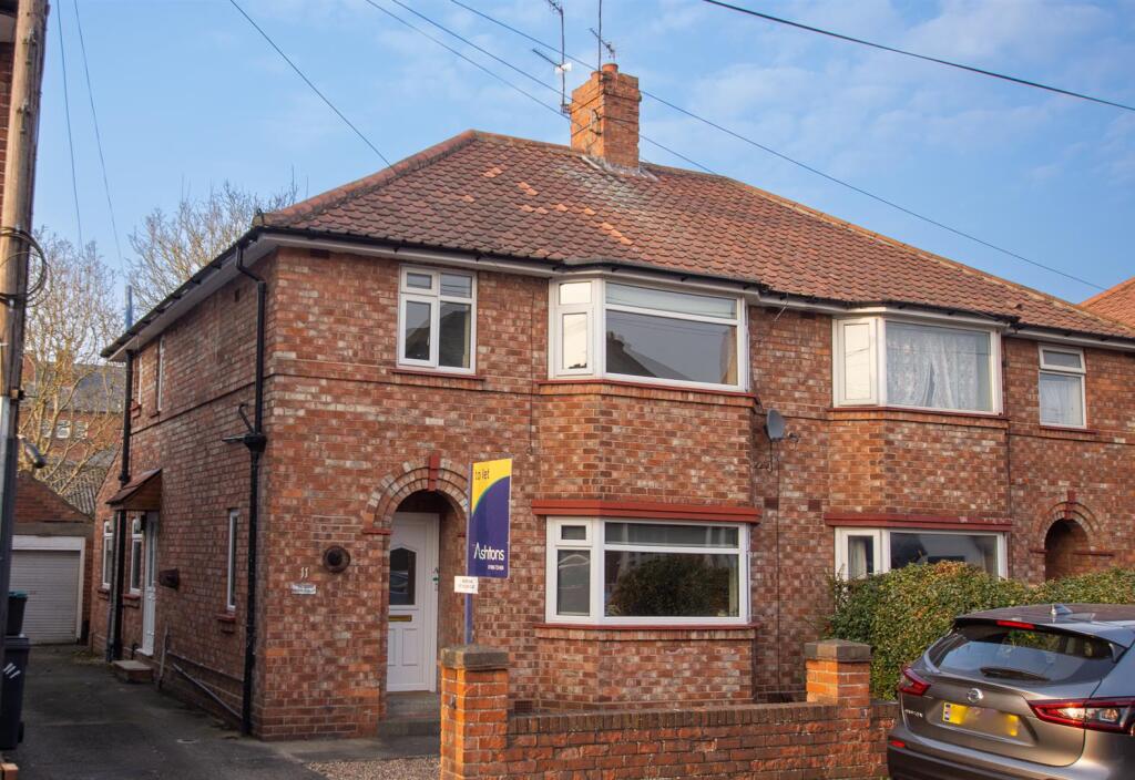 Main image of property: Moorland Road, York, YO10 4HF