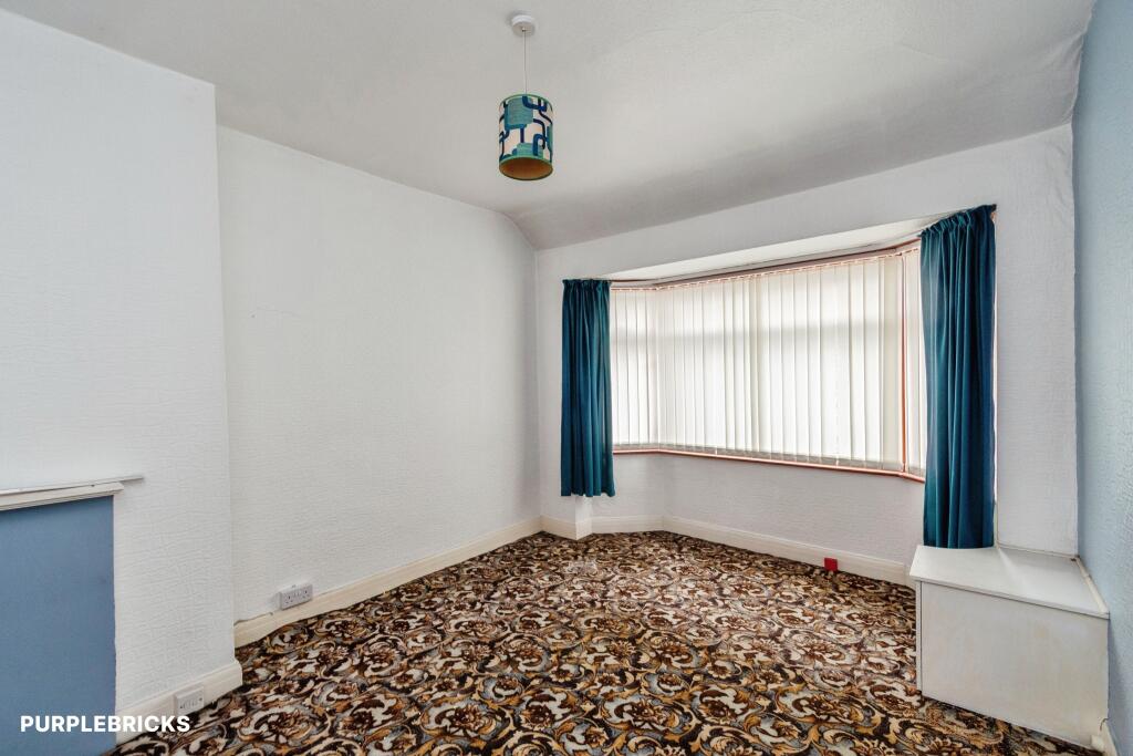 House in Wolverhampton, Fallings Park - View 5