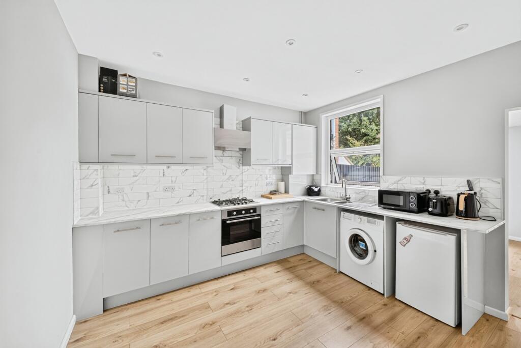 House in Northampton - View 4