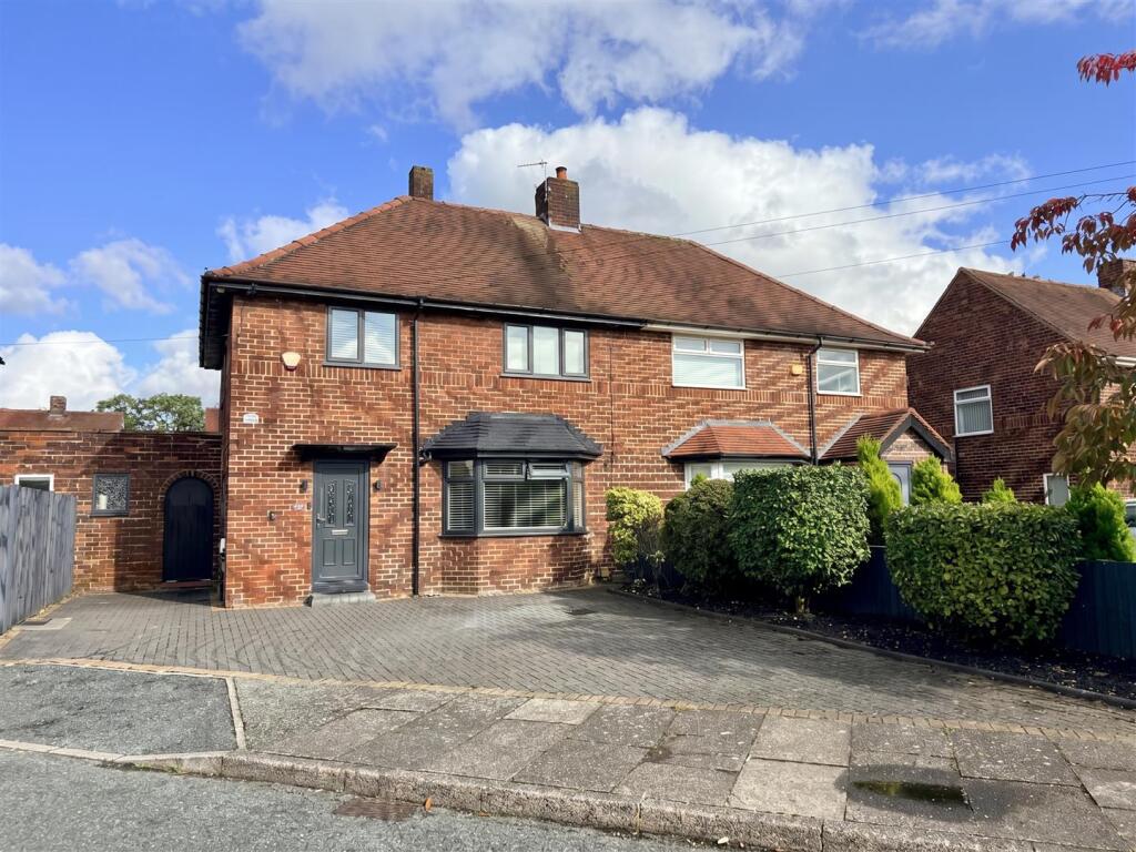 Main image of property: The Mount, Hale Barns, Altrincham
