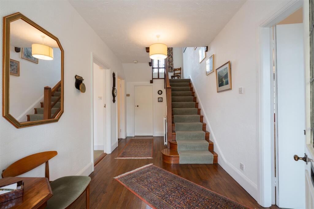 House in Stratford-on-Avon, Stratford-upon-Avon - View 4